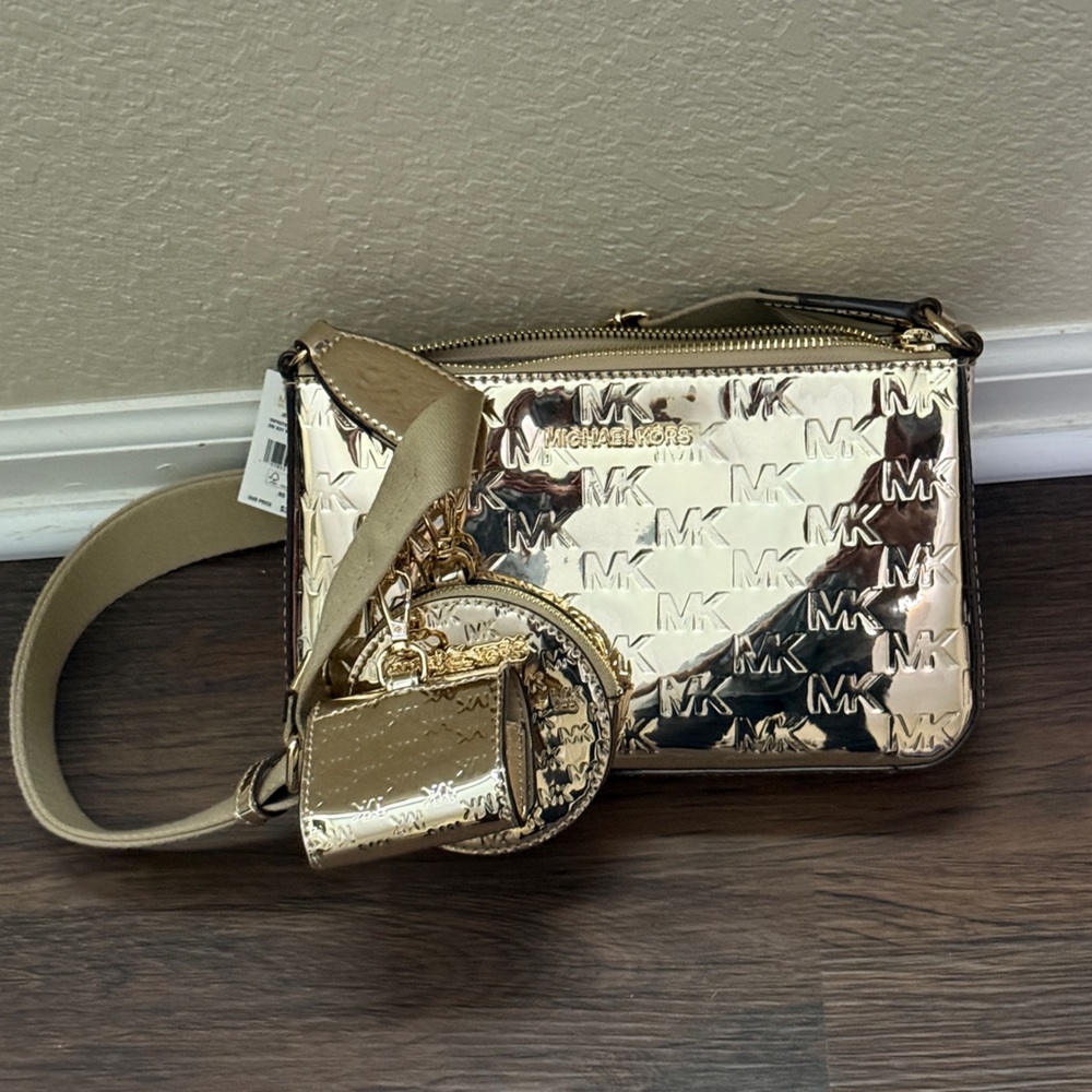 Michael Kors Shiny Gold Crossbody Bag Set - Picture 4 of 4